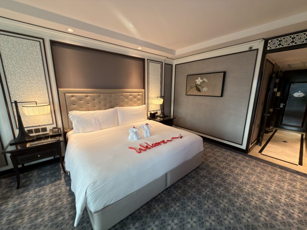 The Athenee Hotel Bangkok – Royal King Room